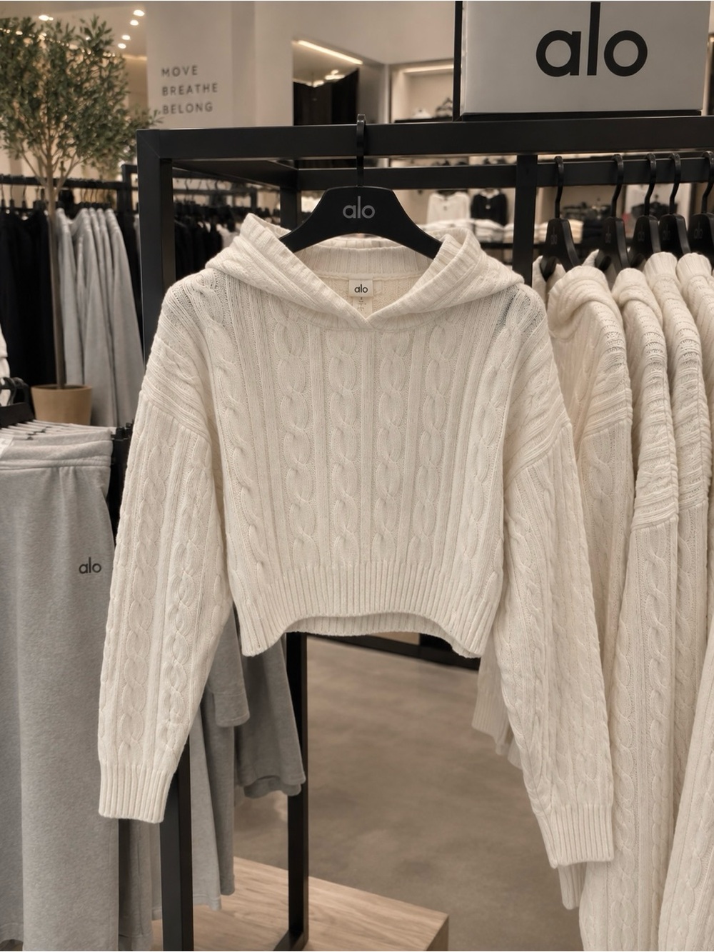 ALO Yoga Cream Cable-Knit Cropped Hooded Sweater